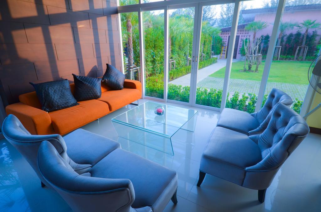 Sungthong Kamala Beach Resort Luaran gambar