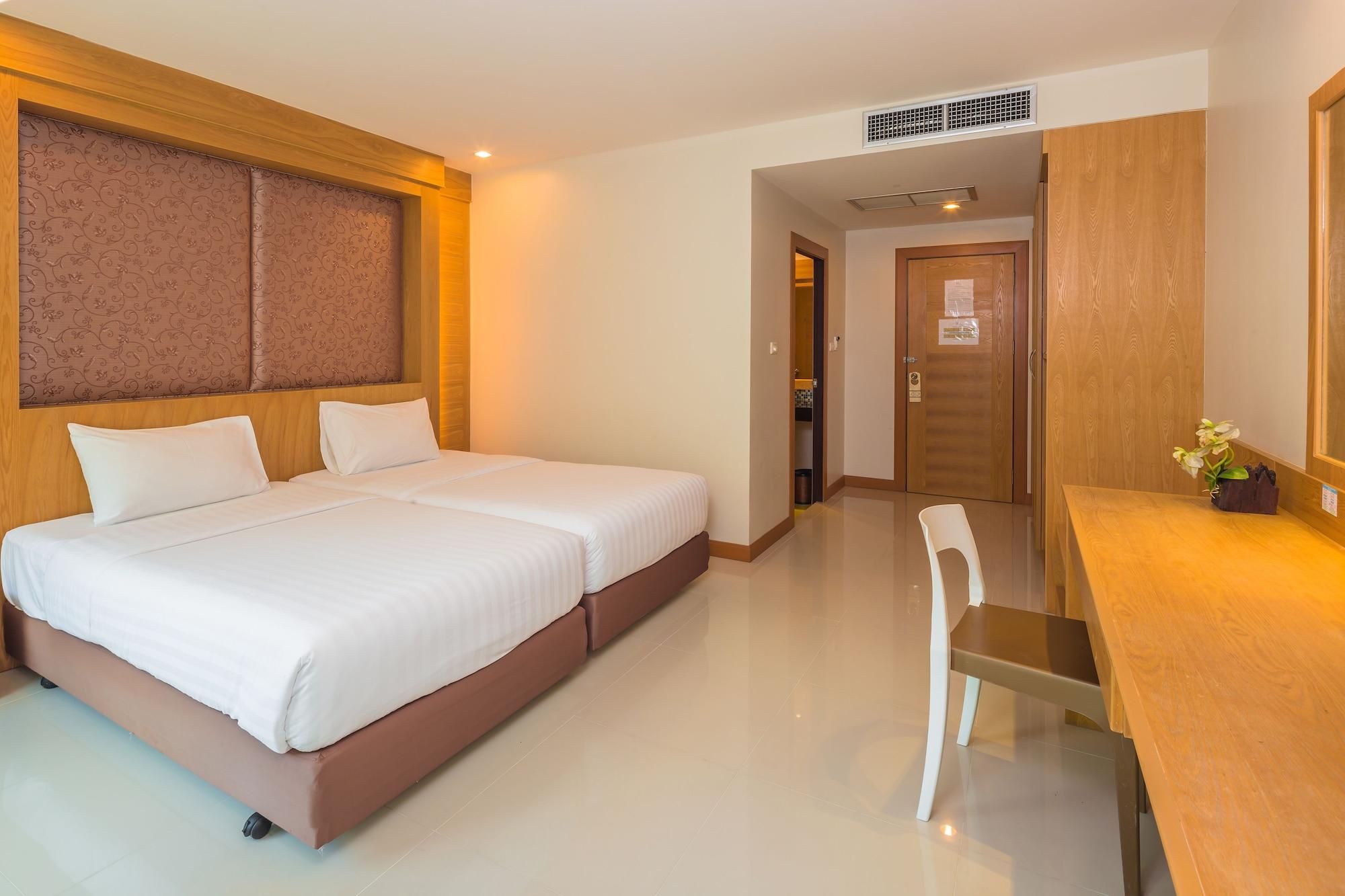 Sungthong Kamala Beach Resort Luaran gambar