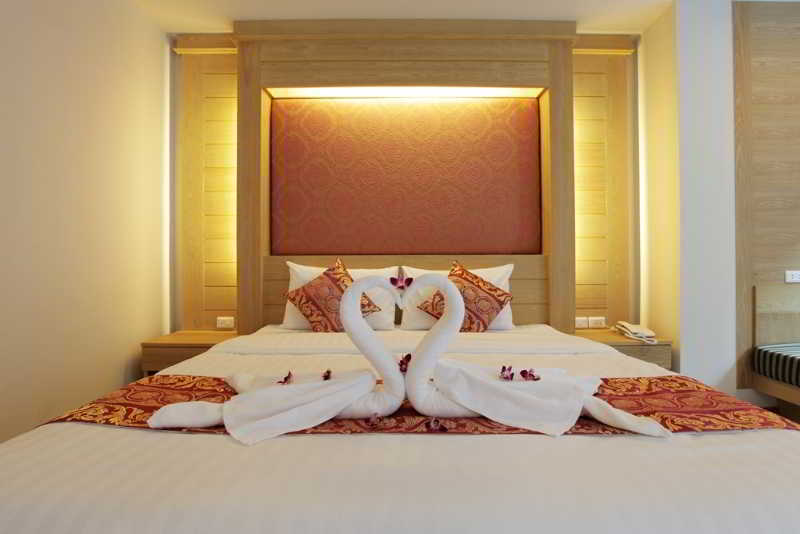 Sungthong Kamala Beach Resort Luaran gambar