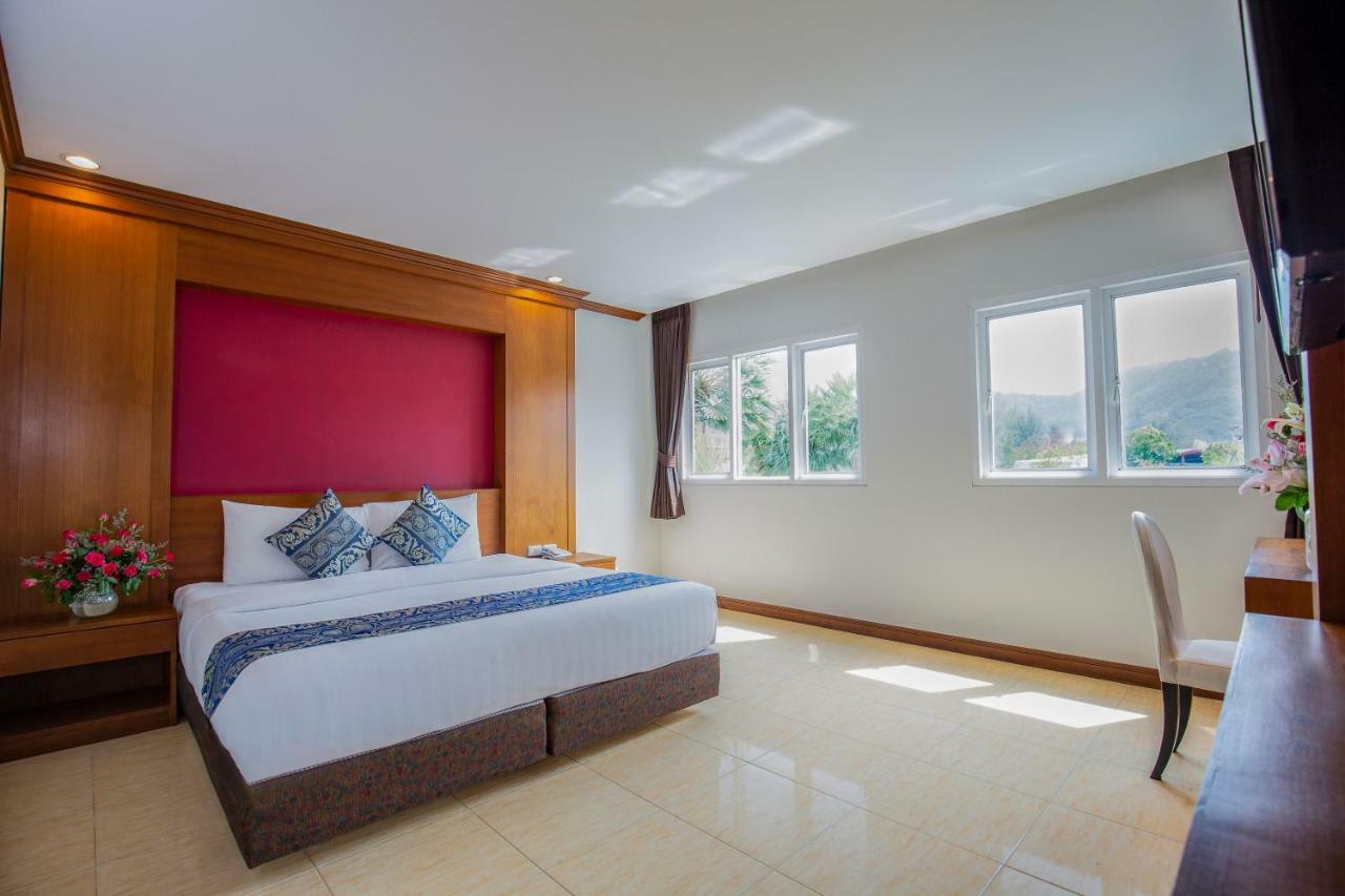 Sungthong Kamala Beach Resort Luaran gambar