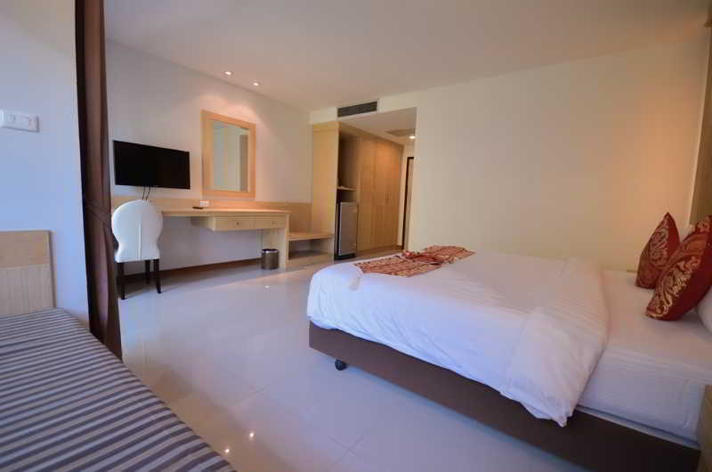 Sungthong Kamala Beach Resort Luaran gambar